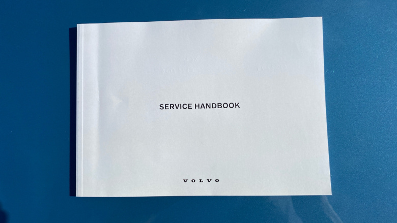 Volvo Xc40 2.0 B4P Plus Dark 5dr AWD Auto Petrol Estate